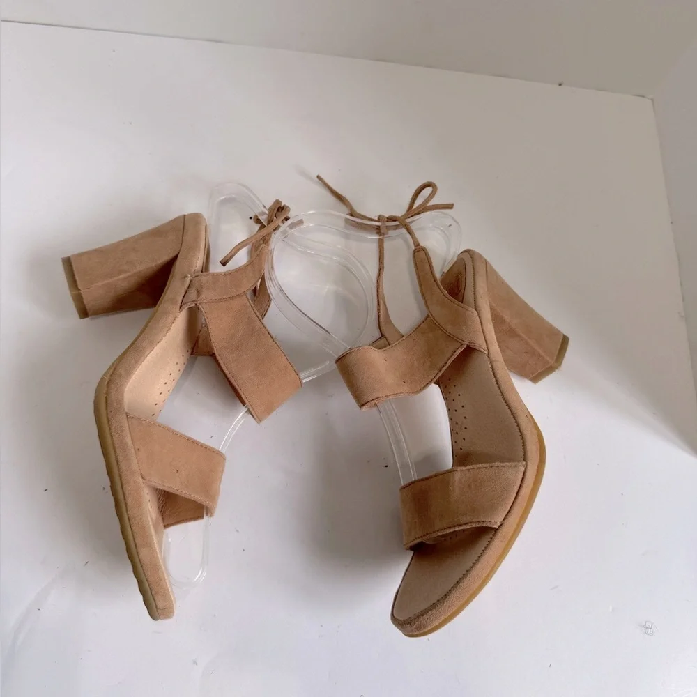 ONO Ebba Sandal Women. Size 7_3